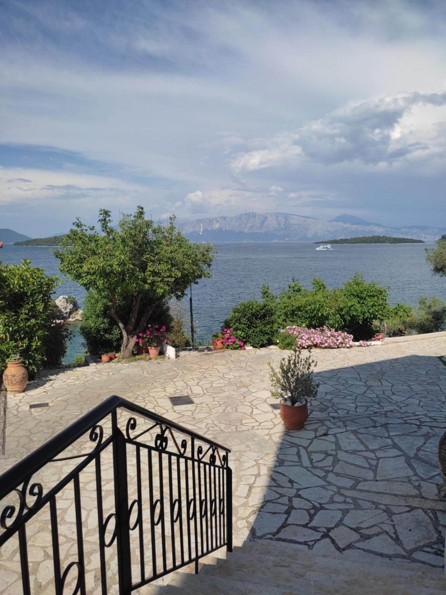 Korakias Seaview Villa Yénion Екстериор снимка